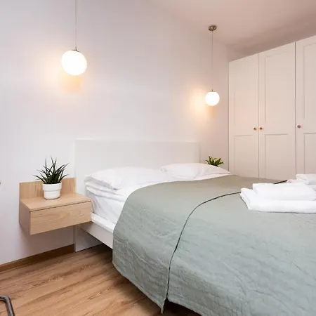 公寓 Flatbook - Center Aura 40 *