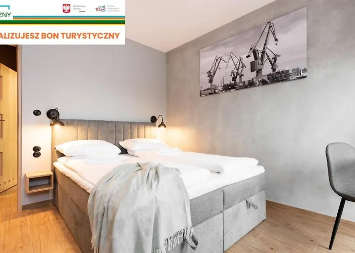 Flatbook - Center Aura 40 Apartmán